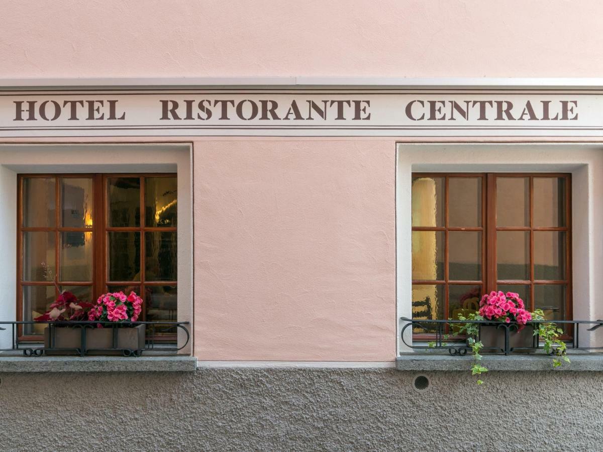 Hotel Centrale, Typically Swiss Poschiavo Ngoại thất bức ảnh