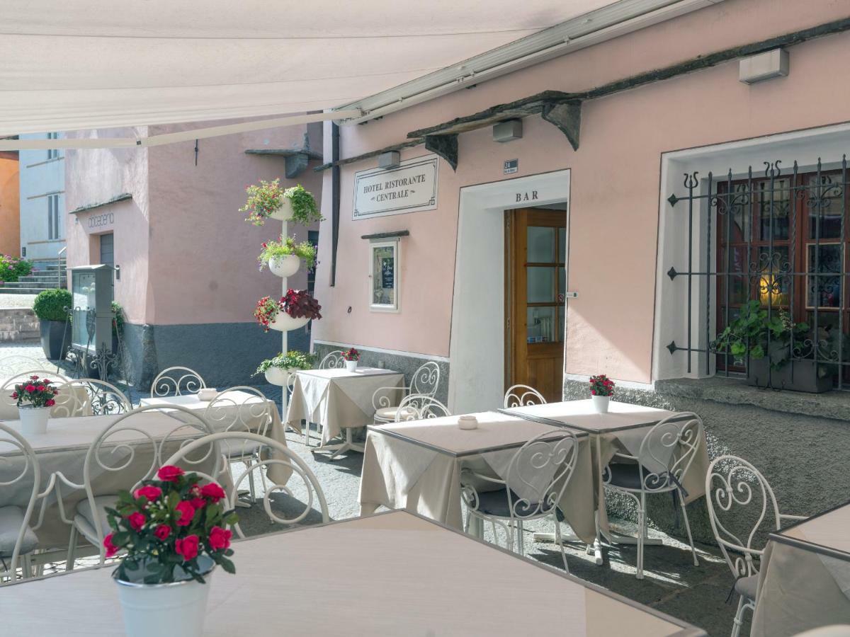 Hotel Centrale, Typically Swiss Poschiavo Ngoại thất bức ảnh
